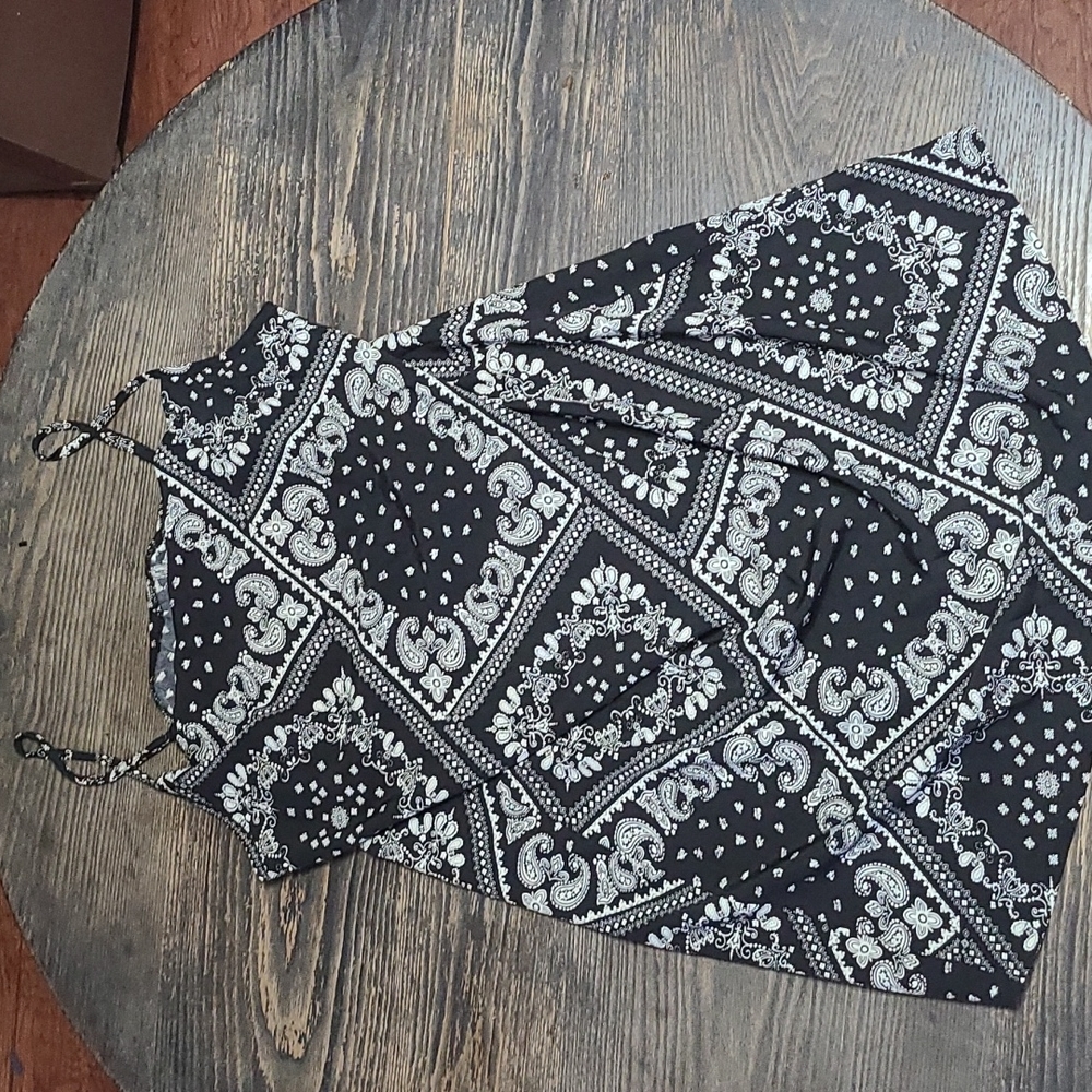 Black and white dress XL